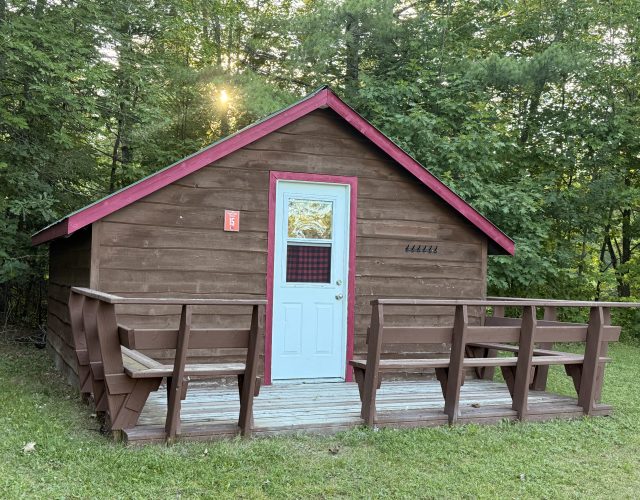 Crash Cabin Deluxe