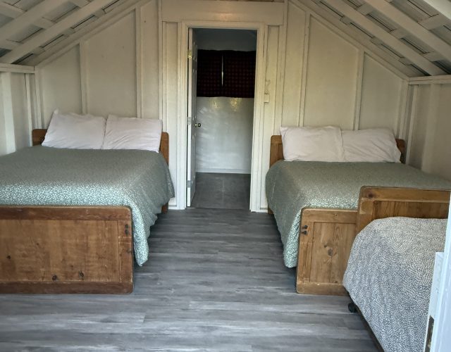 Crash Cabin Deluxe