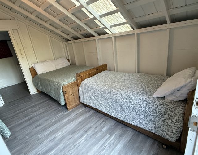 Crash Cabin Deluxe