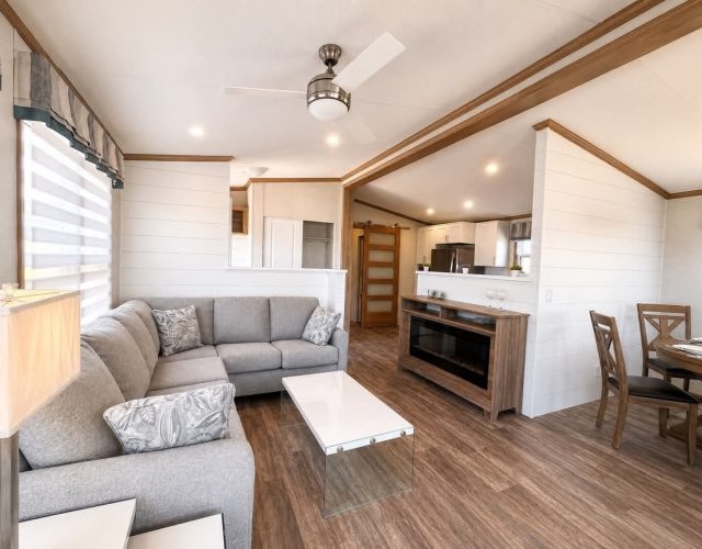 Ex-Demo Beach House | Exceptional Value at Bobcaygeon Shores
