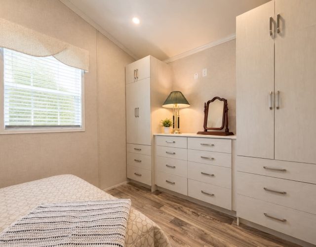 60 ANNIE STREET – THEONA PARK RESORT