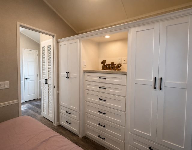 74 HELEN STREET – THEONA PARK RESORT