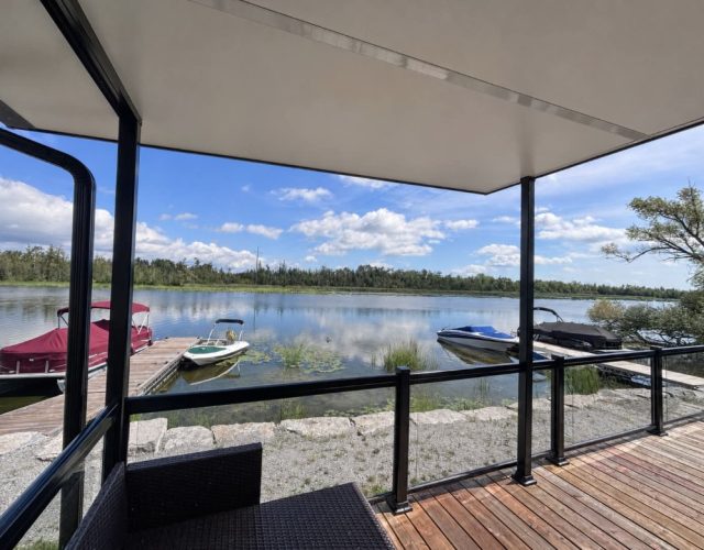 WATERFRONT 2 – CEDAR VALLEY COTTAGE RESORT