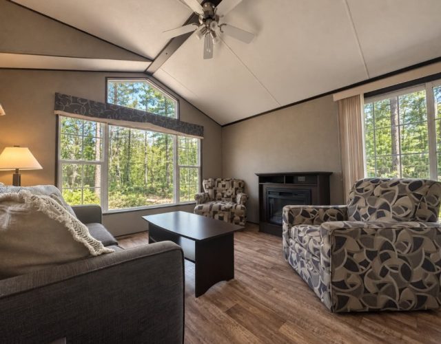 2015 NORTHLANDER ESCAPE