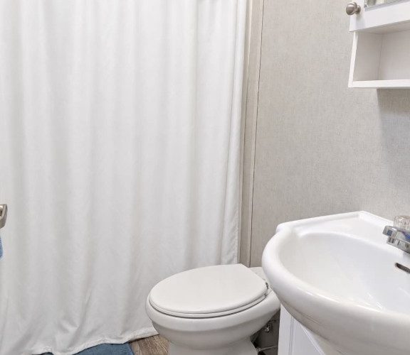 Site 12 – Bobcaygeon Shores Cottage Resort